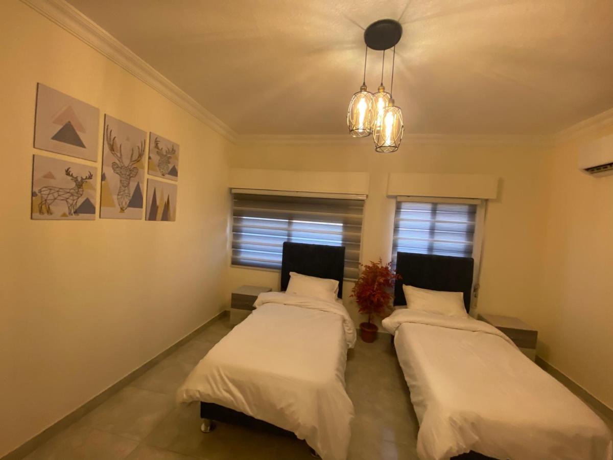 Lovely 3-Bedrooms Rental Unit Akaba Kültér fotó