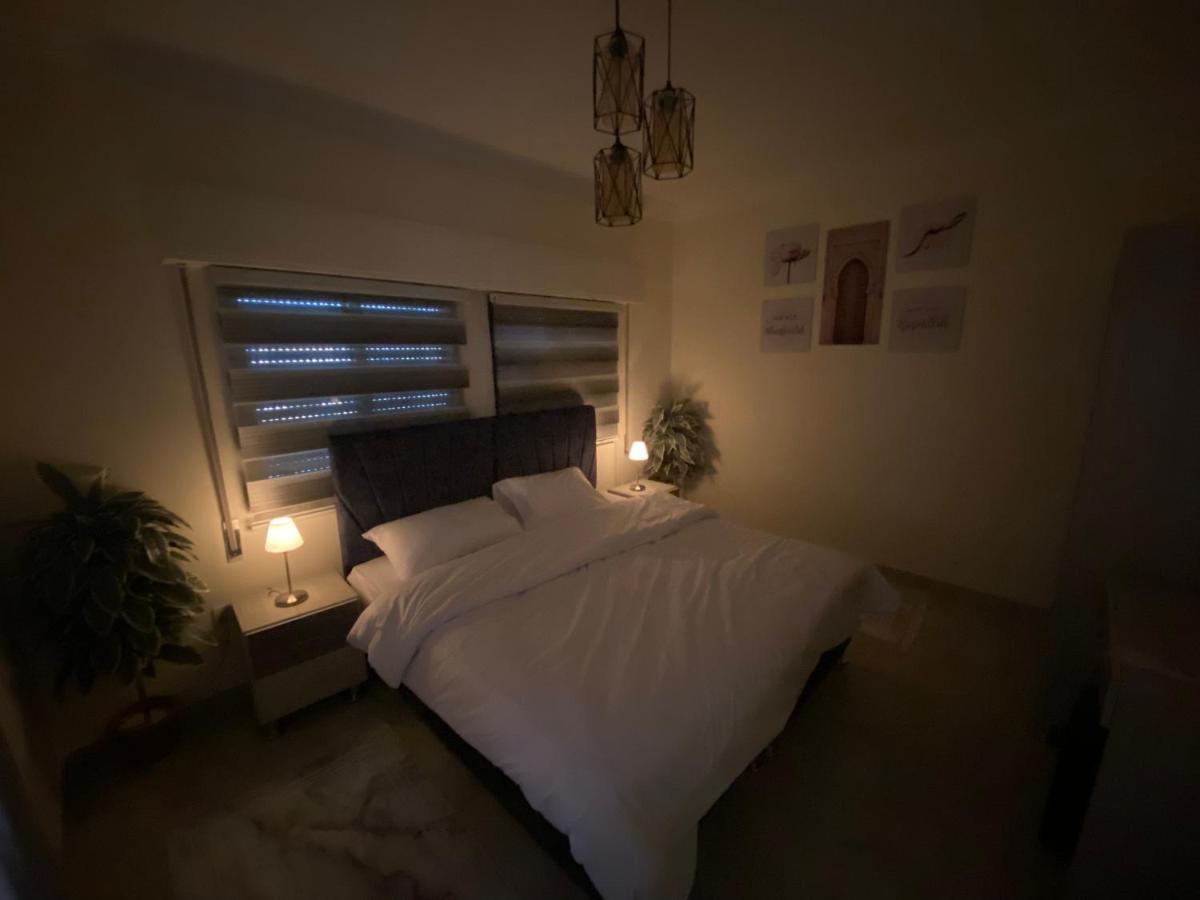 Lovely 3-Bedrooms Rental Unit Akaba Kültér fotó