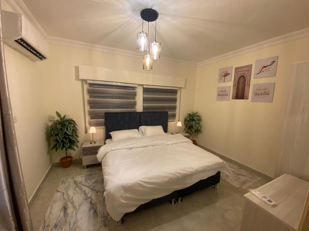 Lovely 3-Bedrooms Rental Unit Akaba Kültér fotó