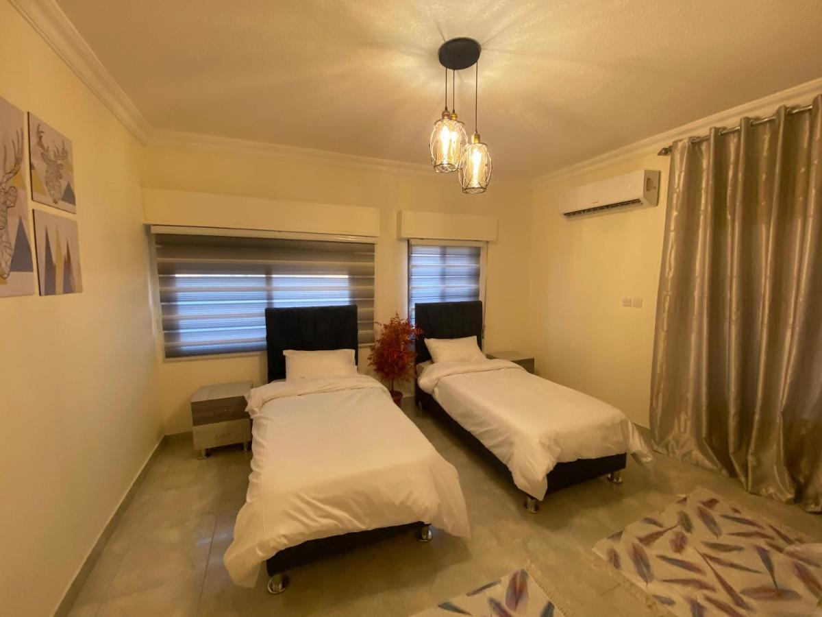 Lovely 3-Bedrooms Rental Unit Akaba Kültér fotó